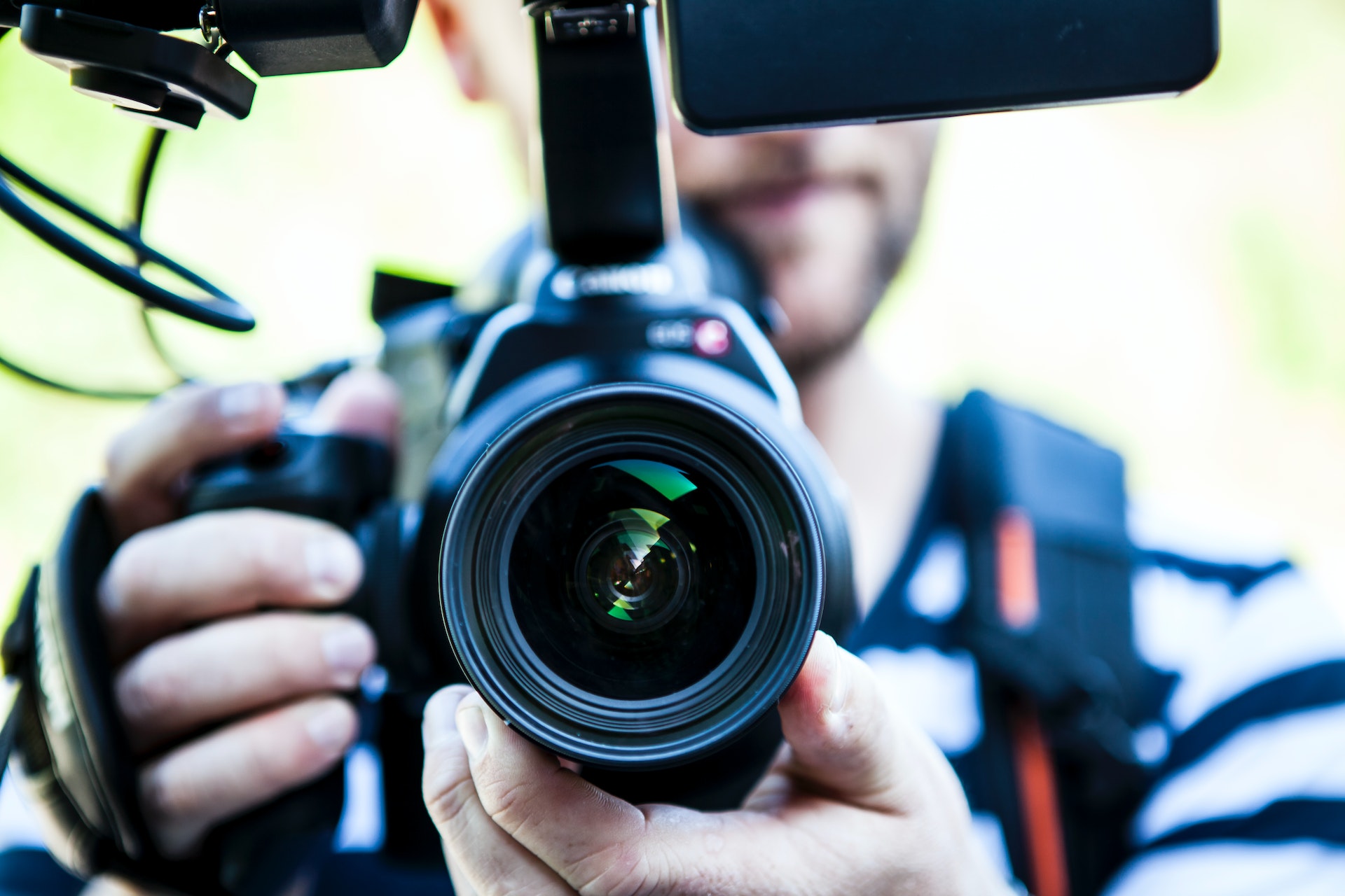 War journalism: moral and professional dilemmas
