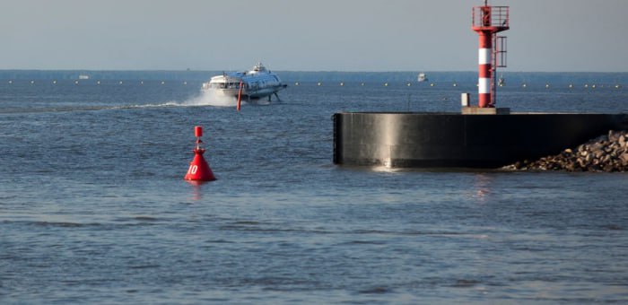 The Russian government unilaterally decided to change the maritime borders with Finland and Lithuania