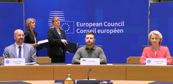 Ukraine and the EU signed a security agreement