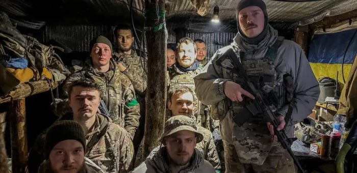 US lifts ban on transfer of US weapons to Azov