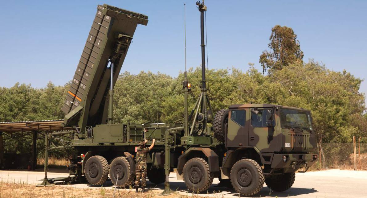 Digest June 18: attacks on Russian oil depots and more weapons for Ukraine