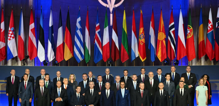 With the start of the summit NATO leaders are considering strengthening support for Ukraine