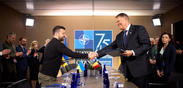 Ukraine and Romania sign security agreement