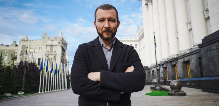 Zelenskyy’s spokesman denies an interview with Tucker Carlson, which he announced