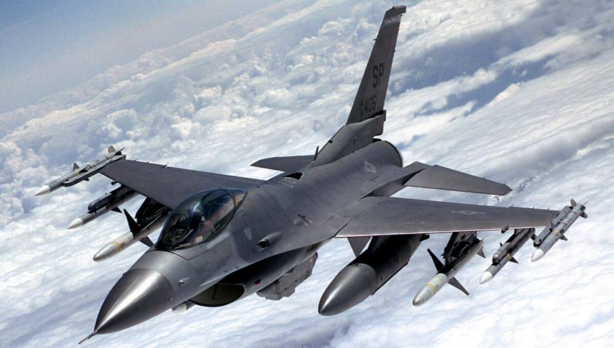 Digest July 10: F-16s in Ukraine this summer and aid packages from NATO