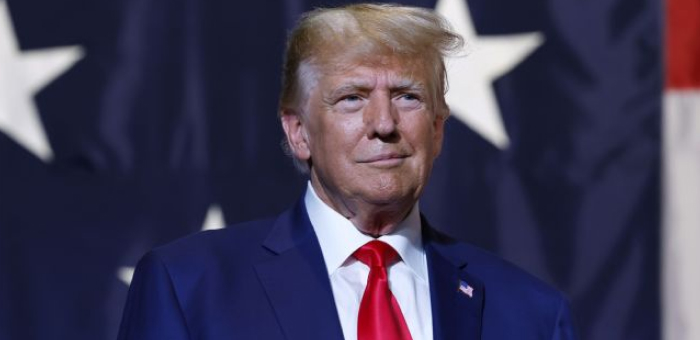 Трамп заявив, що може зустрітися із Зеленським під час його візиту до США