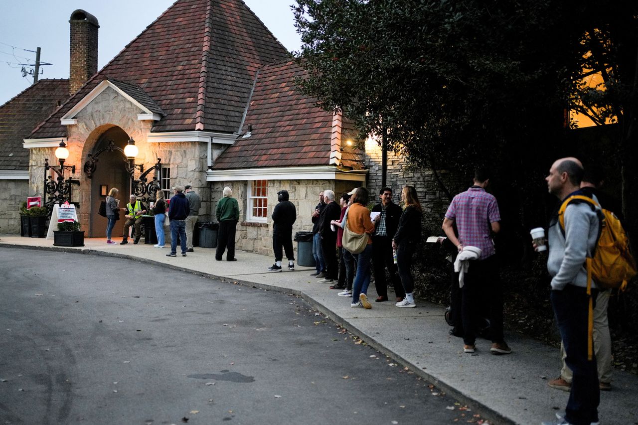 US presidential election: first polling stations opened