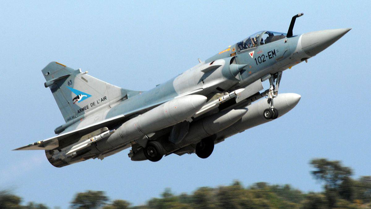 Digest November 12: Mirage from France and HAWK from Taiwan