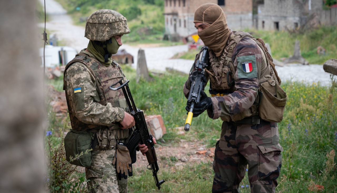 Digest November 16: Ukrainian missiles and support from Japan