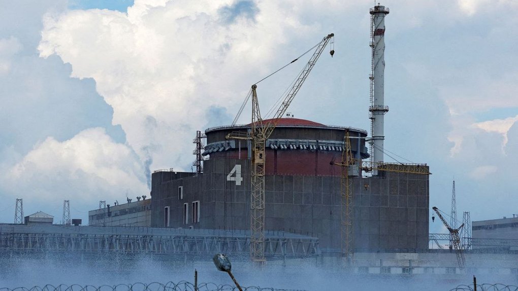 The only thing worse than a monopoly is a private monopoly: obstacles to renewable energy