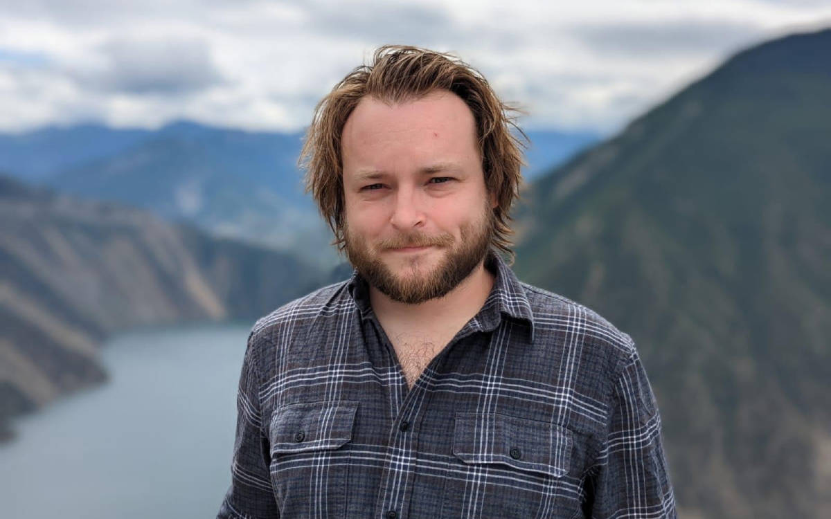 Neil Hauer, Canadian journalist