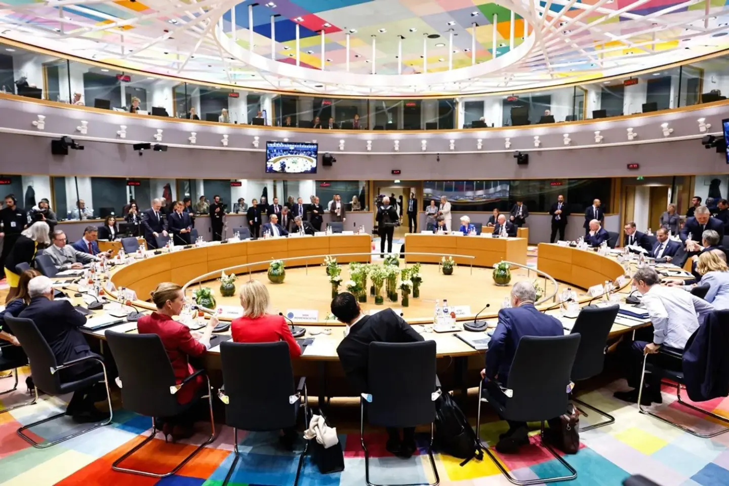 Ukraine needs funds: the EU explores options