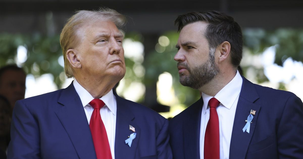 The picture shows portraits of Donald Trump and J.D. Vance