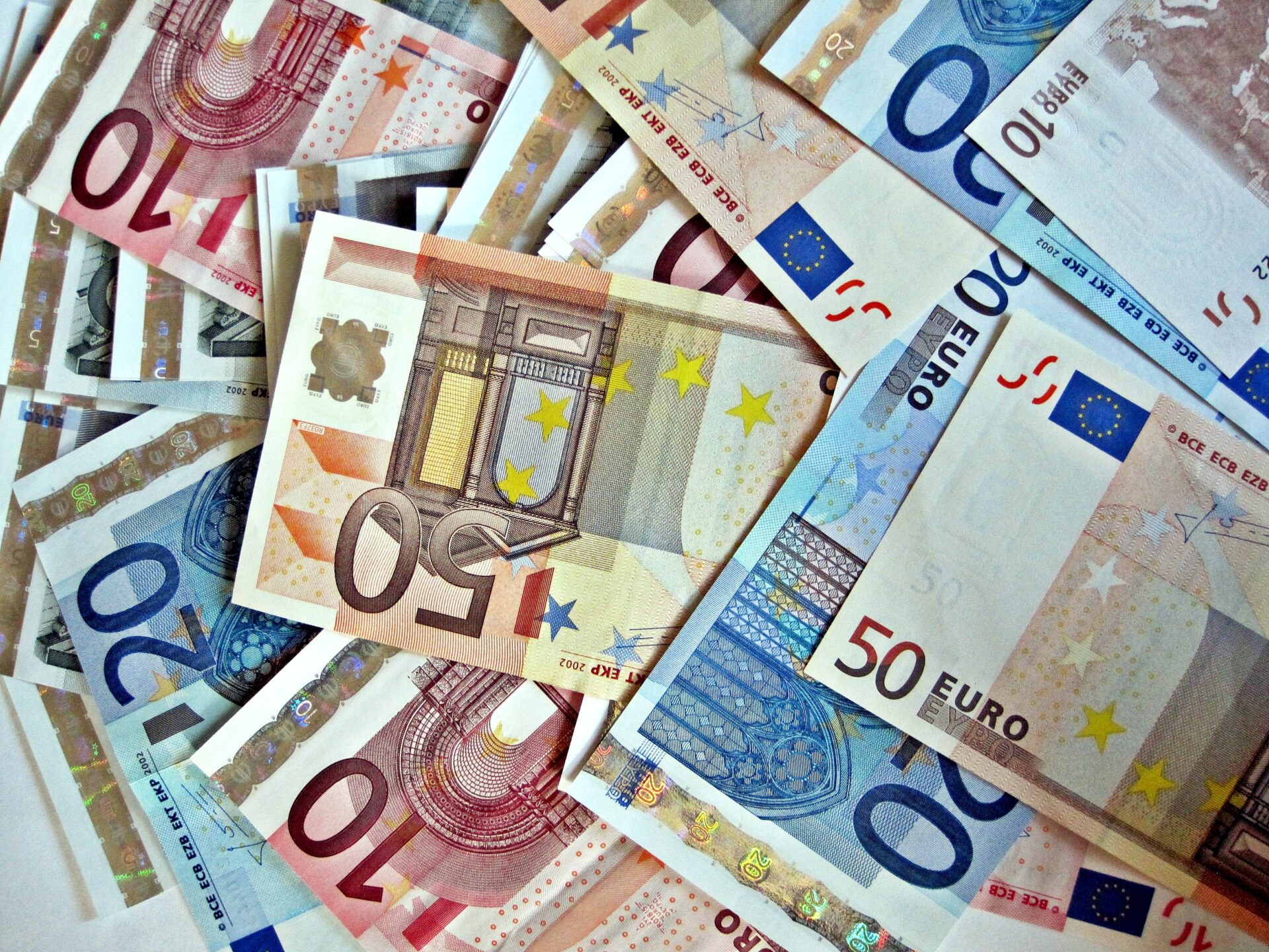 Ukraine Receives Almost €6 Billion from EU: How Funds Will Be Used