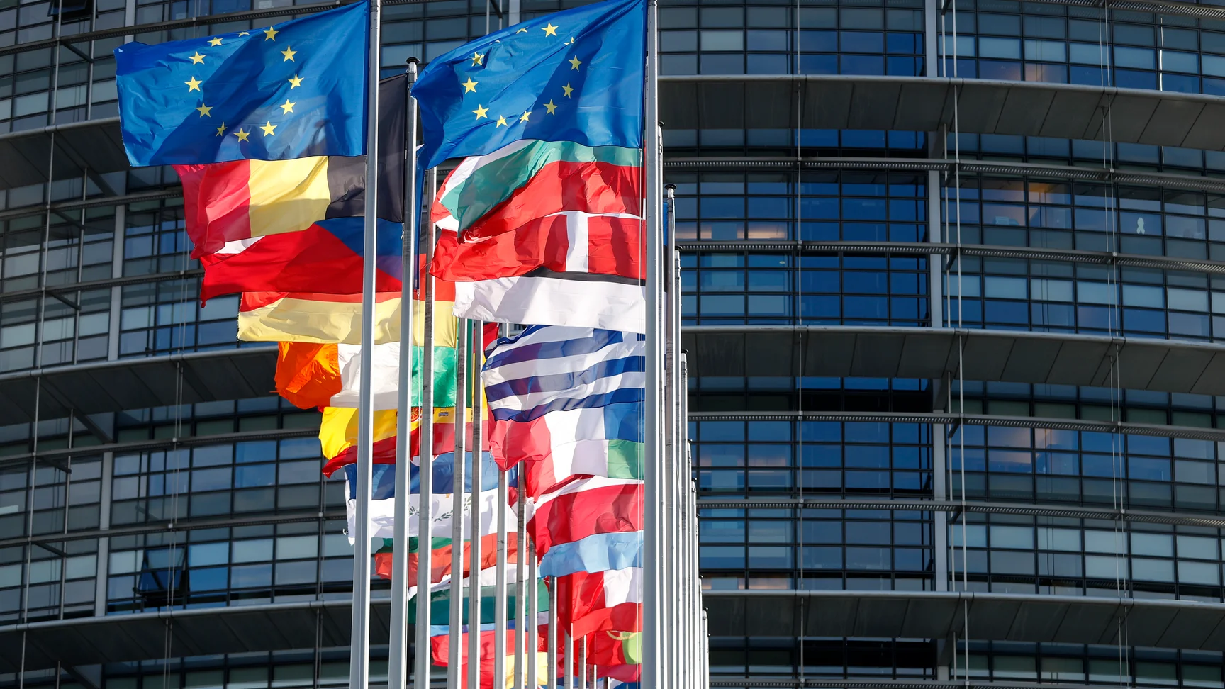 Illustrative Photo: Flags in front of the European Parliament building / AP Photo, Jean-Francois Badias