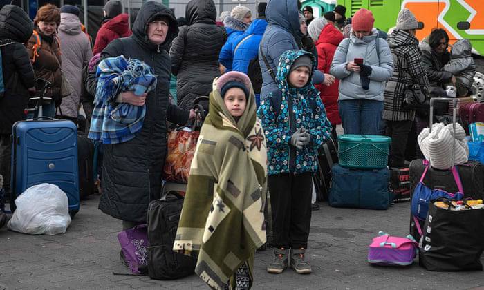 Migration of Ukrainians to European countries amid full-scale war: key indicators, new restrictions and challenges.