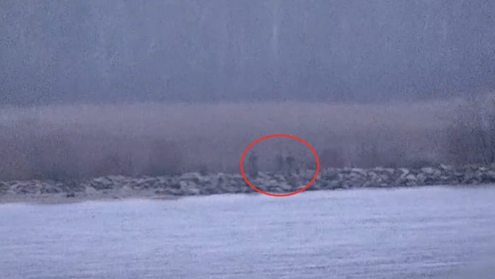 The picture shows detected spots, which are Russian border guards on Estonia border.