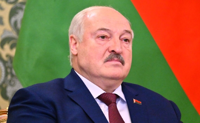 Lukashenko Playing All Sides