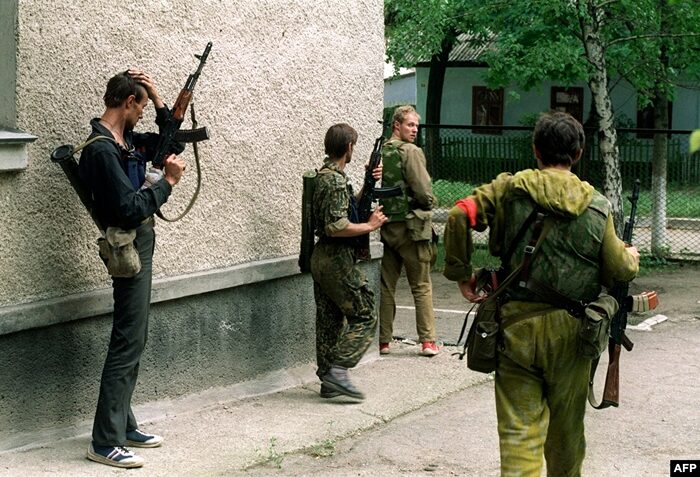 Fighting on the streets of Bendery, 1992 / Radio Liberty