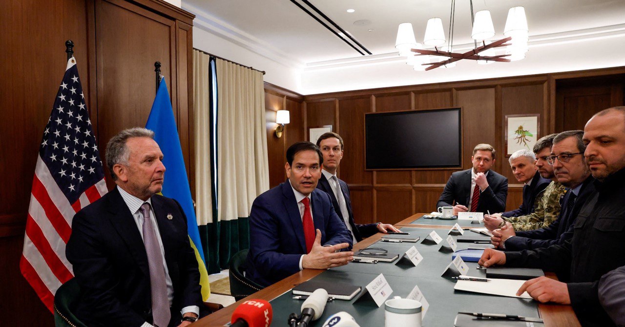 Peace by New Year — What the Silent Negotiations Between Ukraine, the U.S., and Russia Are Not Saying Out Loud