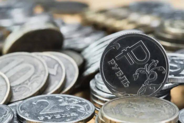 Russian Economy on the Brink: War Exhausts Budget and Reserves