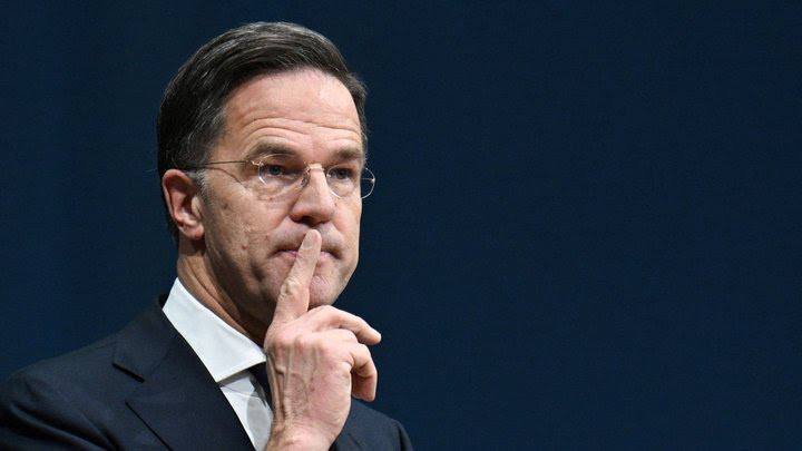 Simultaneous Threat: How NATO Prepares for a Two-Front Scenario