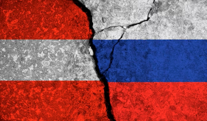 The picture shows Russian and Austrian flags
