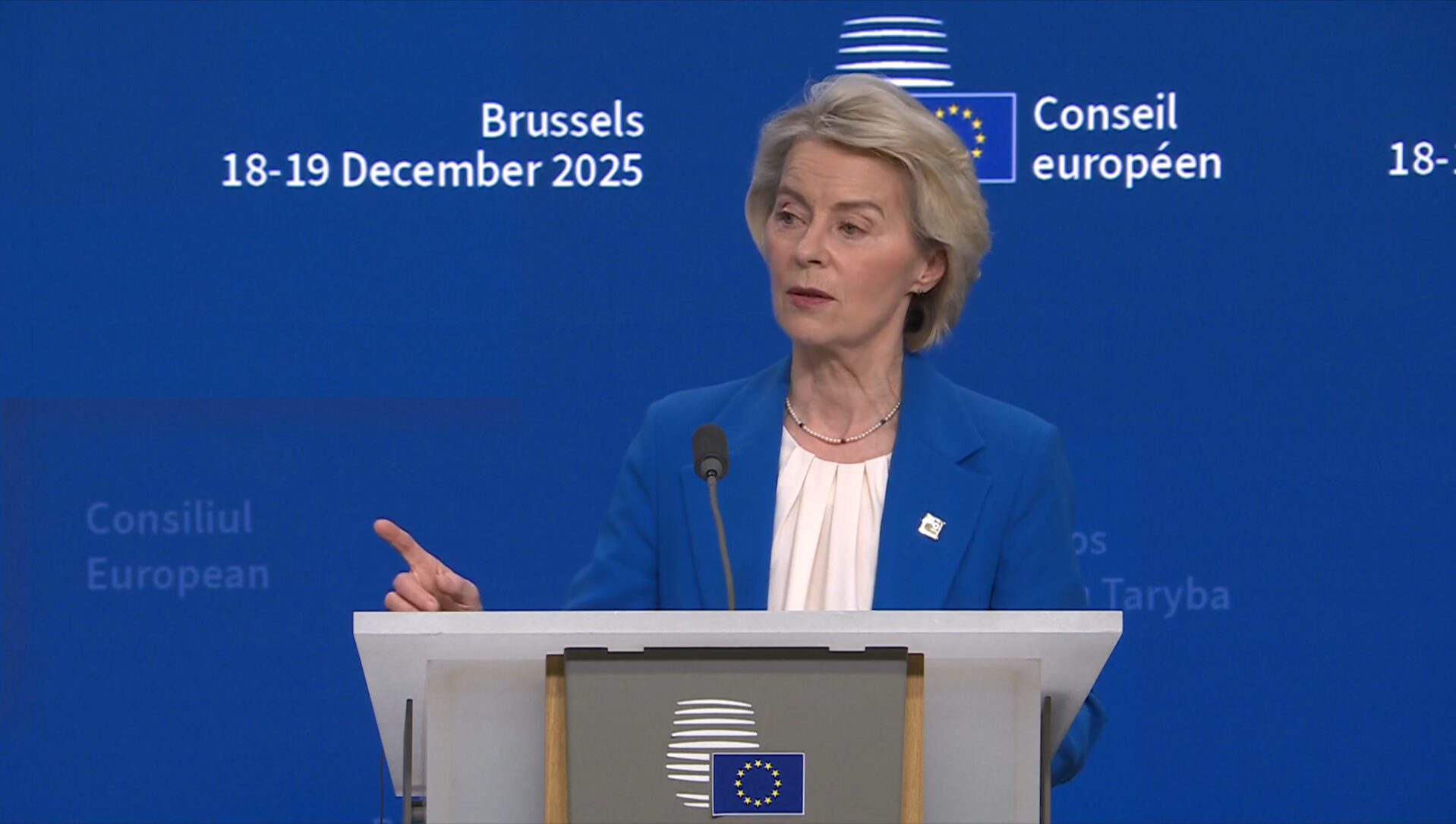 The picture portrays Ursula von der Leyen