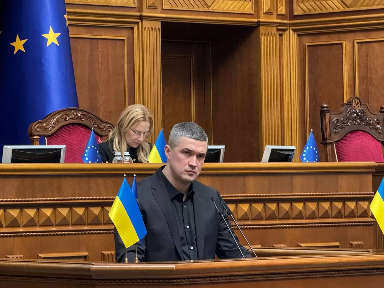 У парламенті виступає Михайло Федоров