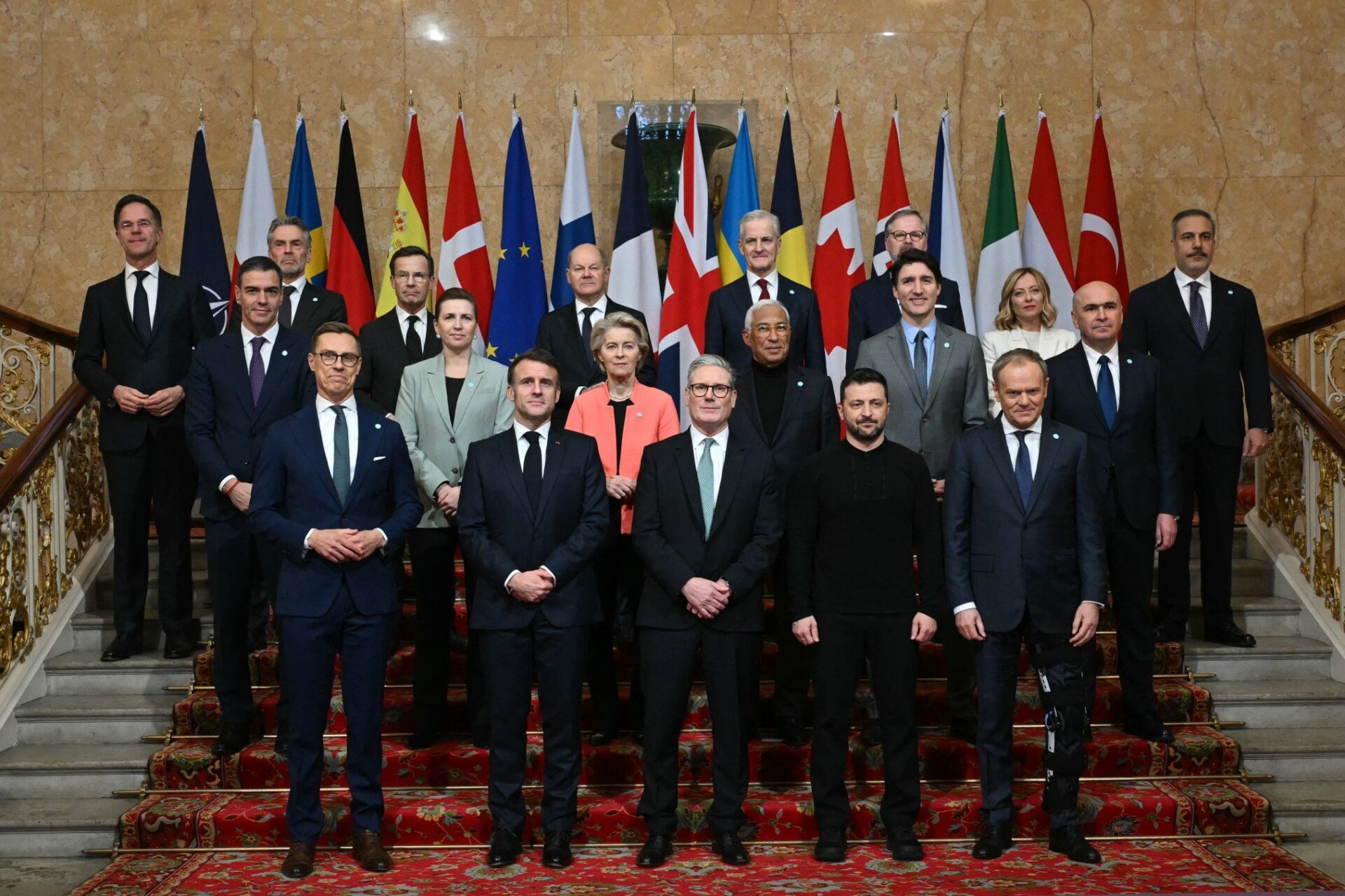 Illustrative photo. Leaders from across Europe, NATO, and Ukraine pose for a family photo during the Ukraine support summit at Lancaster House in London, March 2, 2025. (Source: Getty Images)