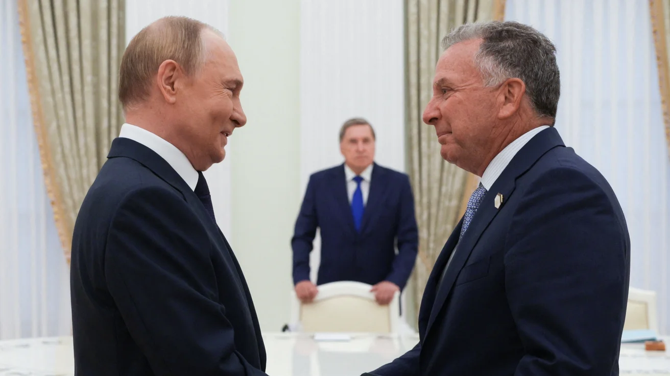 Vladimir Putin and Steve Witkoff in Moscow