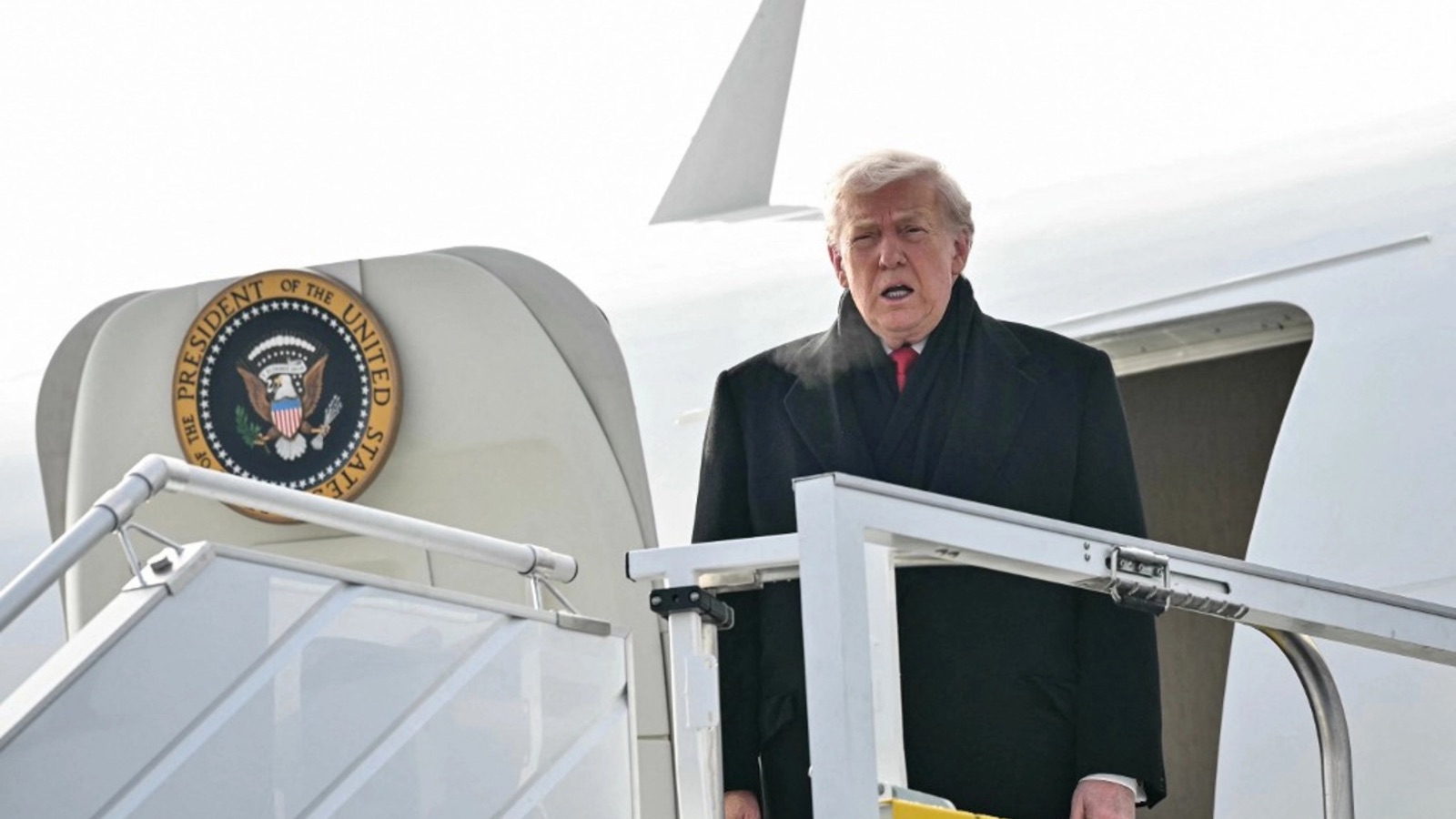 Portrait of US President Donald Trump.