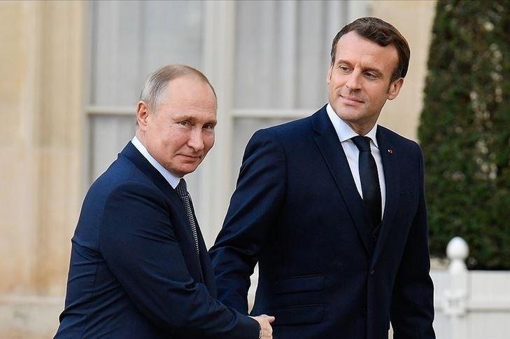 Macron and Putin