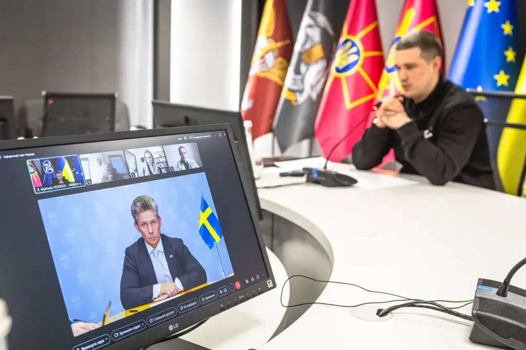 Online meeting of the Minister of Defense of Ukraine Mykhailo Fedorov and his Swedish counterpart Pål Henning Jonson / Photo: Ministry of Defense of Ukraine