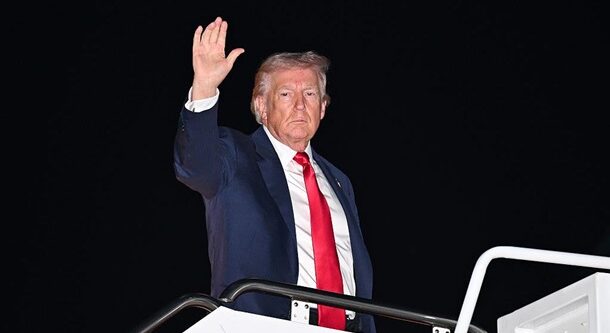Напад США на Іран навряд зможе повалити чинний режим – розвідка США
