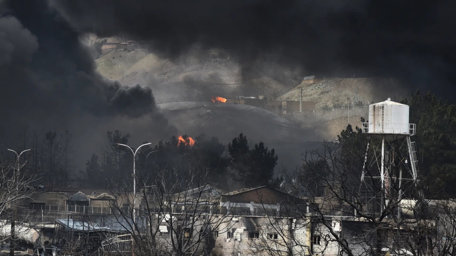 US and Israel clash over strikes on Iranian fuel depots