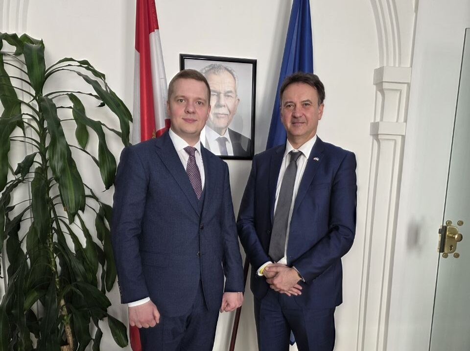 The Ukrainian Review Ambassador Oleksandr Yavtushenko and Robert Martin Müller, Ambassador Extraordinary and Plenipotentiary of the Republic of Austria to Ukraine