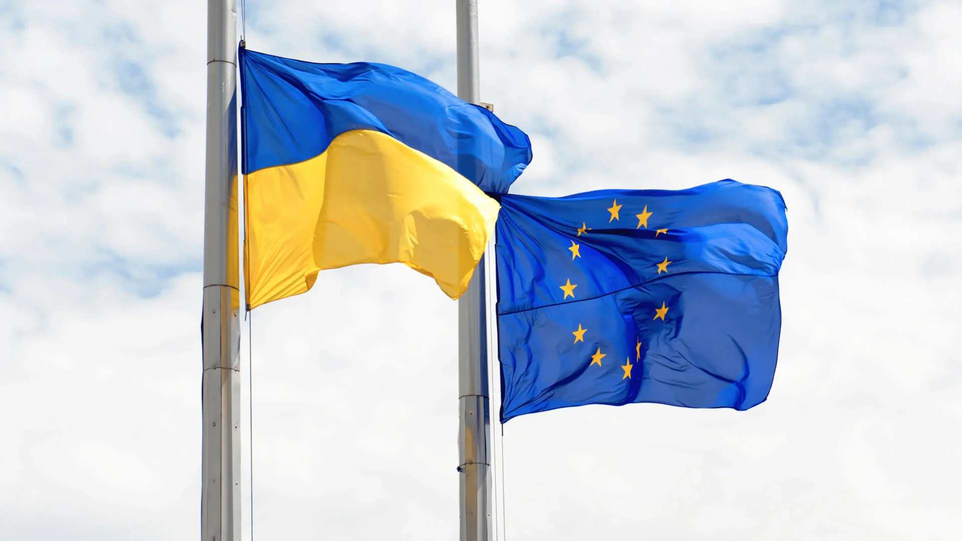 EU approves €90 billion for Ukraine and prepares 20th sanctions package against Russia