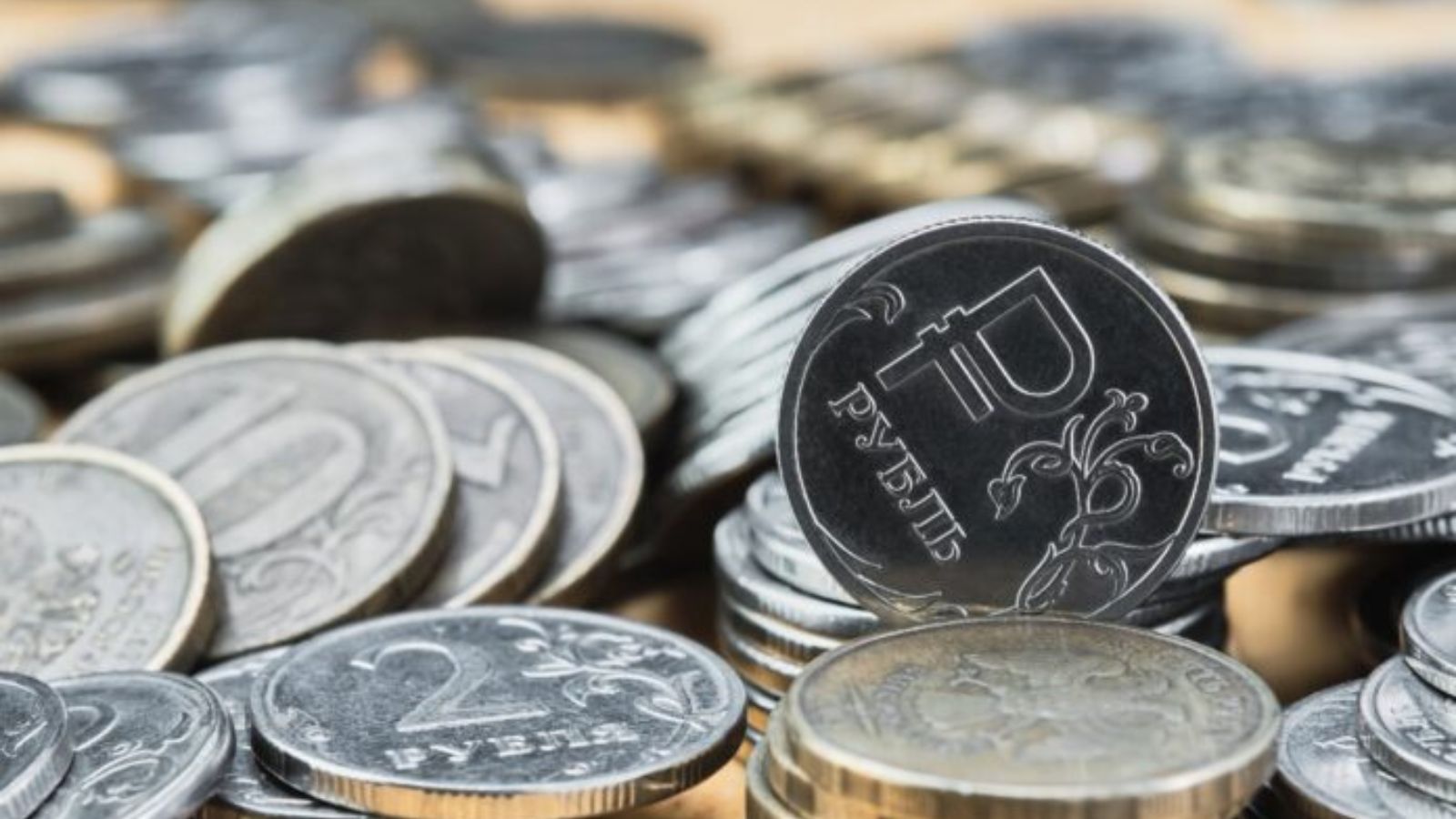 Russian Deficit Crisis: Three-Month Spend Exceeds Annual Plan