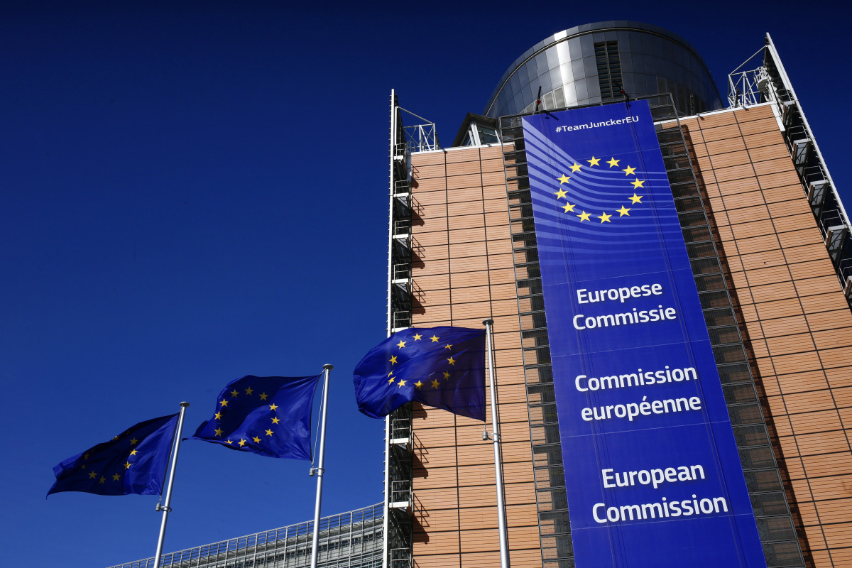 European Commission approves €90 billion loan for Ukraine despite Hungarian blockade