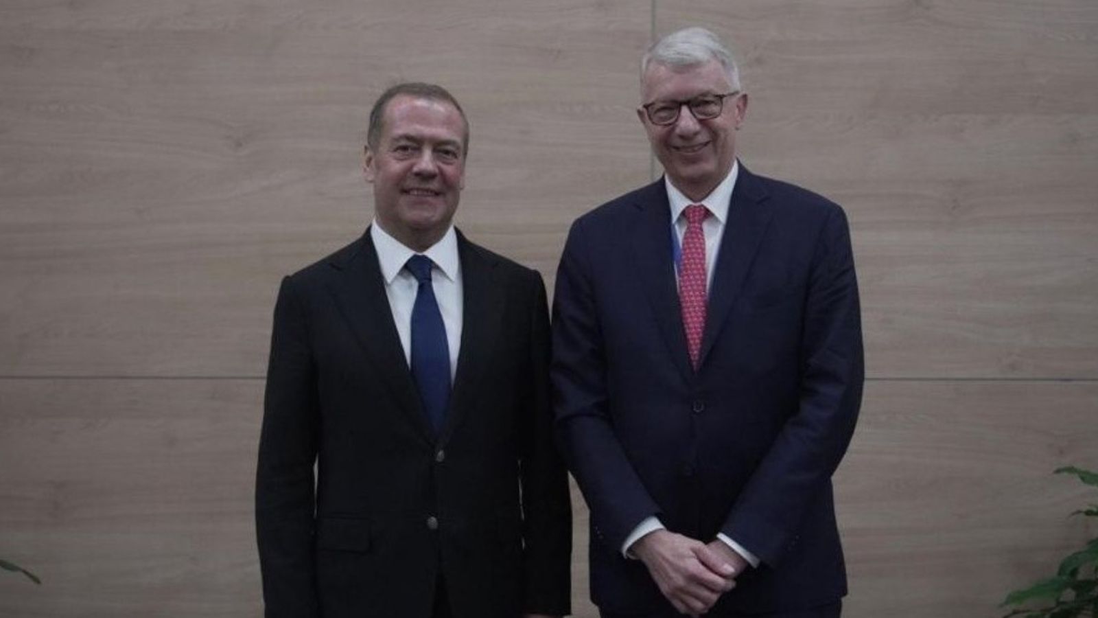 A joint photo of Russian politician Dmitry Medvedev and Fernand Kartheiser during a meeting in Luxembourg.