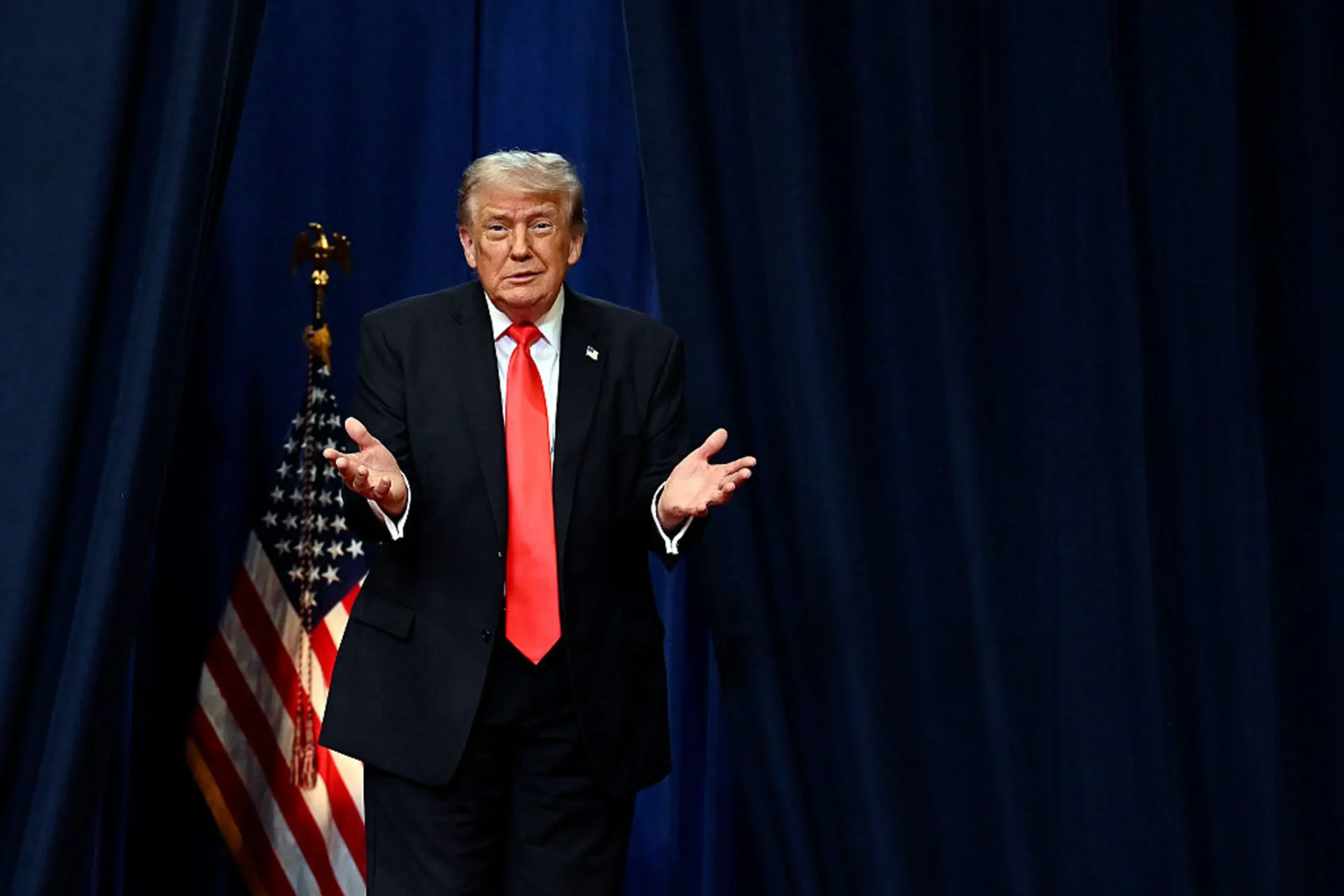 Trump warns Iran of strikes if it rejects peace deal