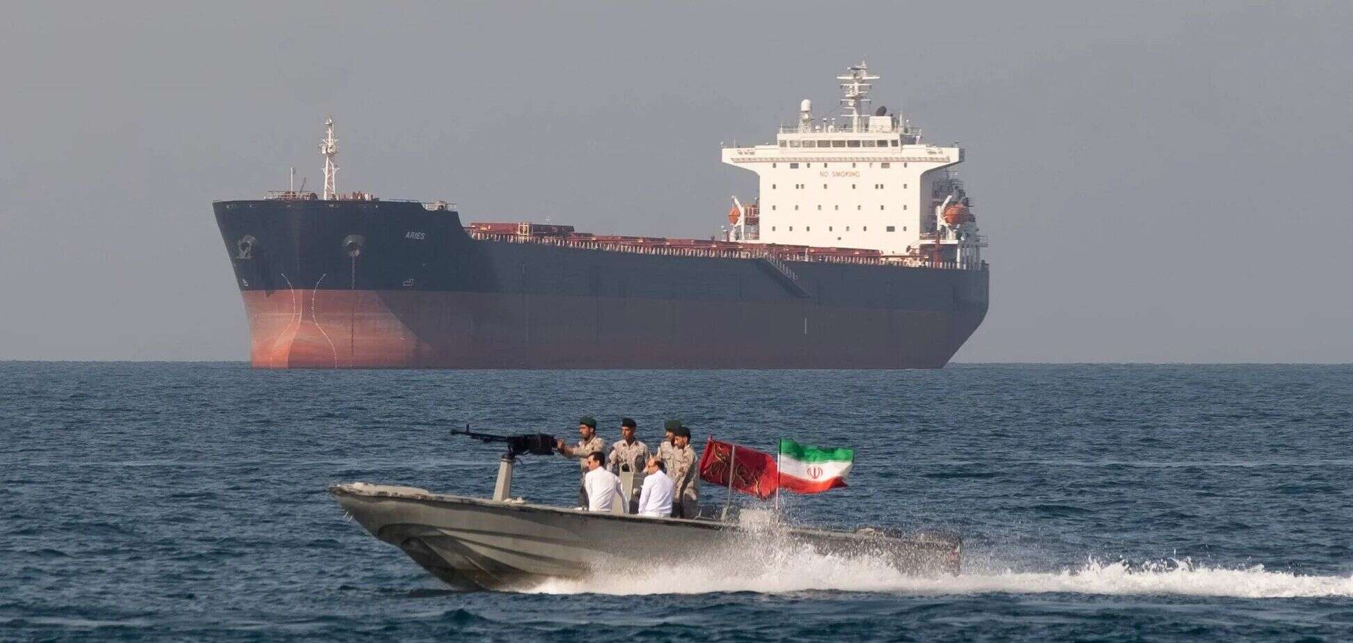 Iran Loses Nearly $5 Billion Due to U.S. Blockade in the Gulf of Oman
