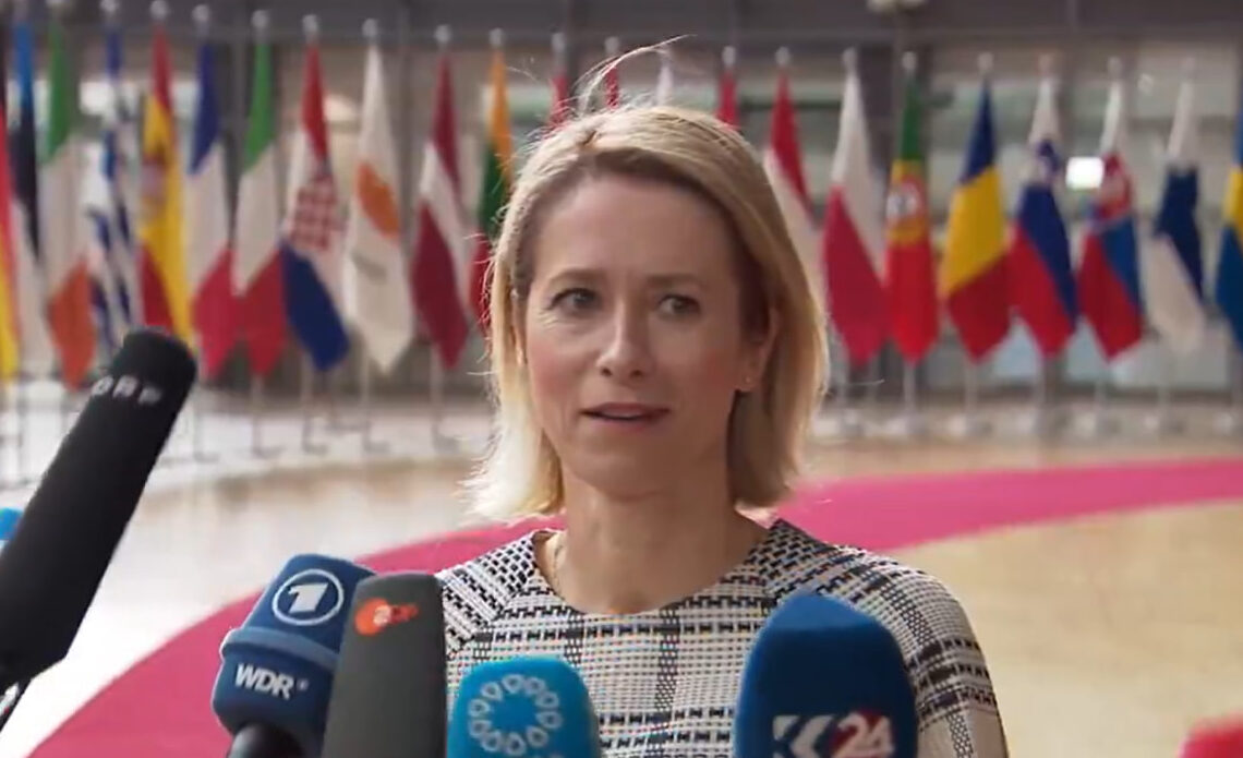 Kaja Kallas speaks to journalists