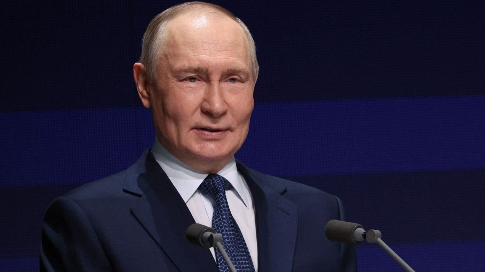Putin sets conditions for Zelenskyy meeting and threatens Armenia